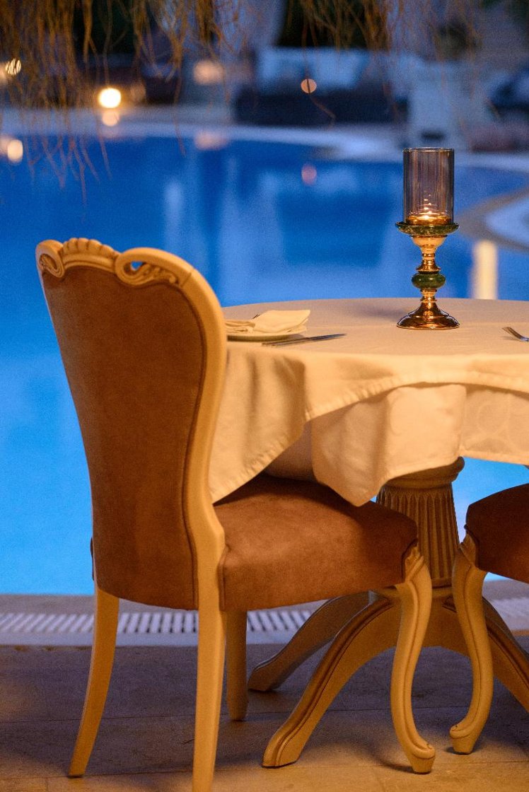 Achtis Hotel