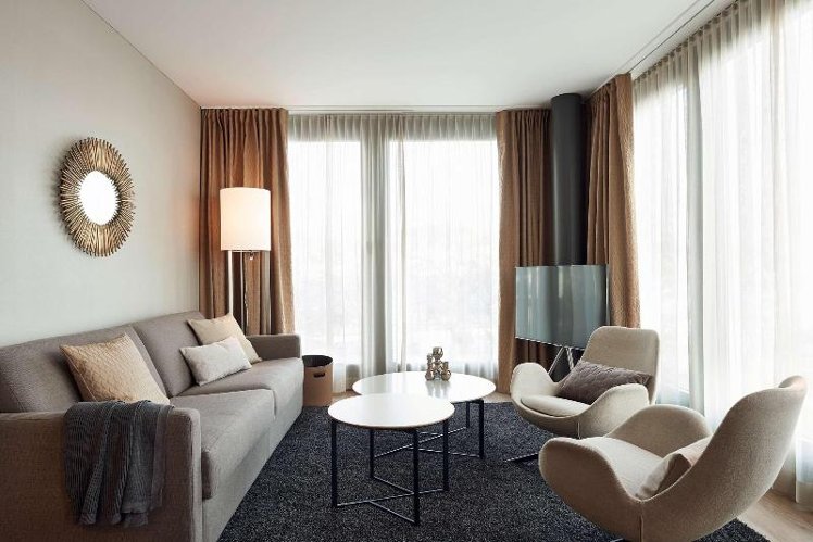 SUITE KING SIZE BED Room