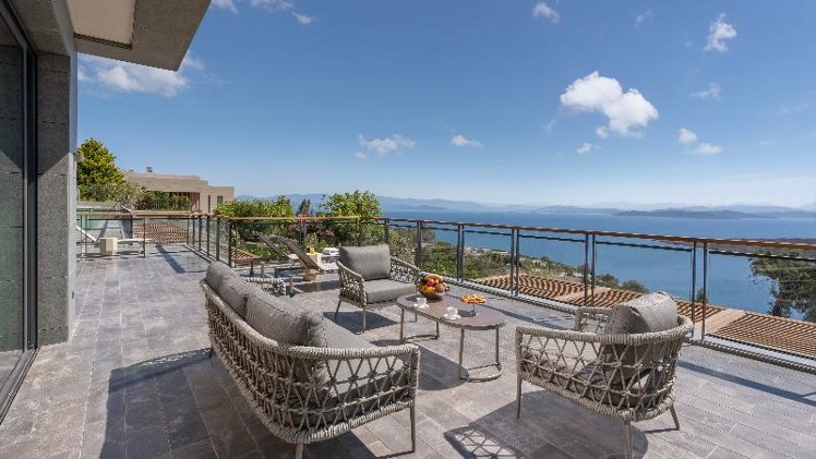APARTMENT SIX BEDROOMS WITH PRIVATE POOL Room