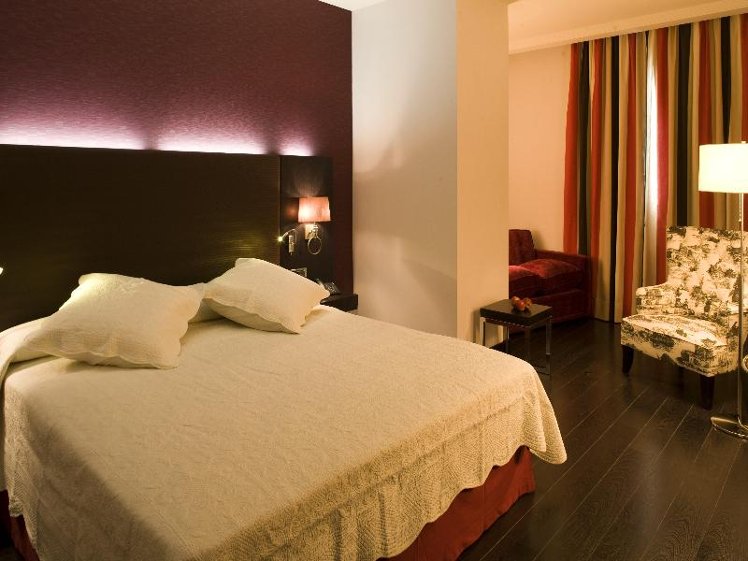 DOUBLE SUPERIOR Room
