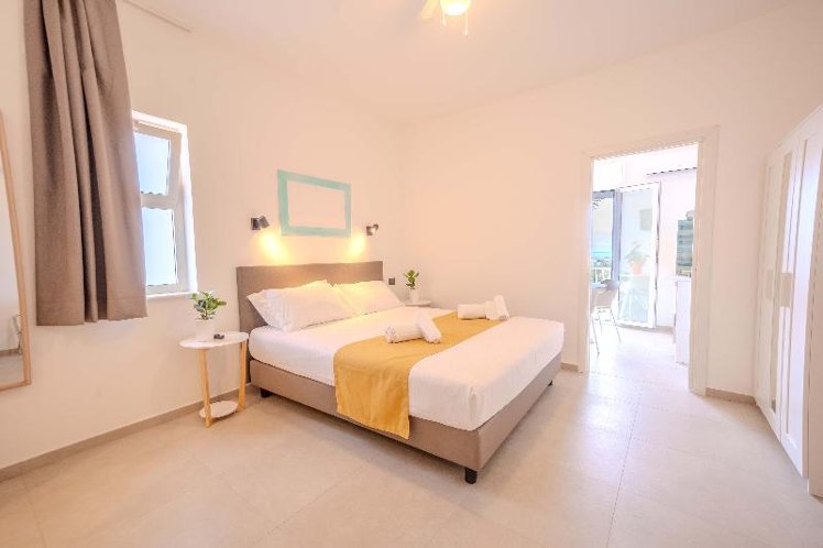 APARTMENT WITH BALCONY Room