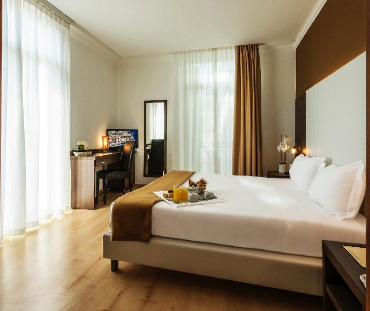 DOUBLE STANDARD Room