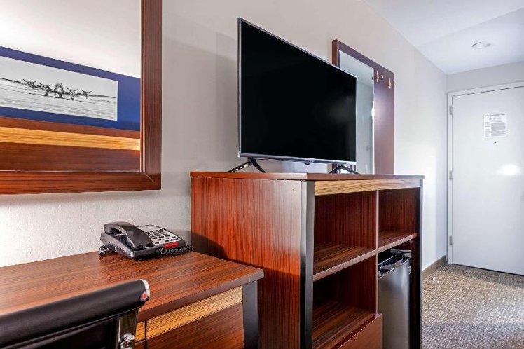 Avion Inn Ascend Hotel Collection