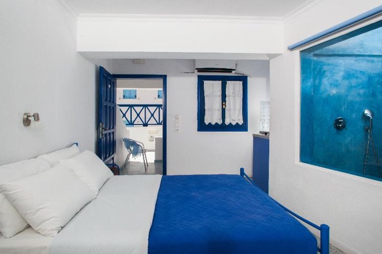 DOUBLE STANDARD Room