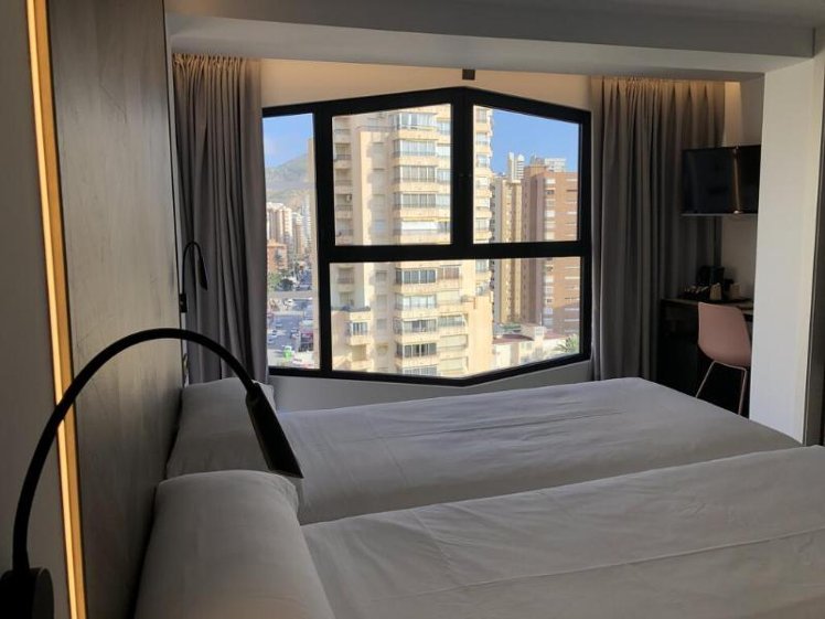 DOUBLE CITY VIEW Room