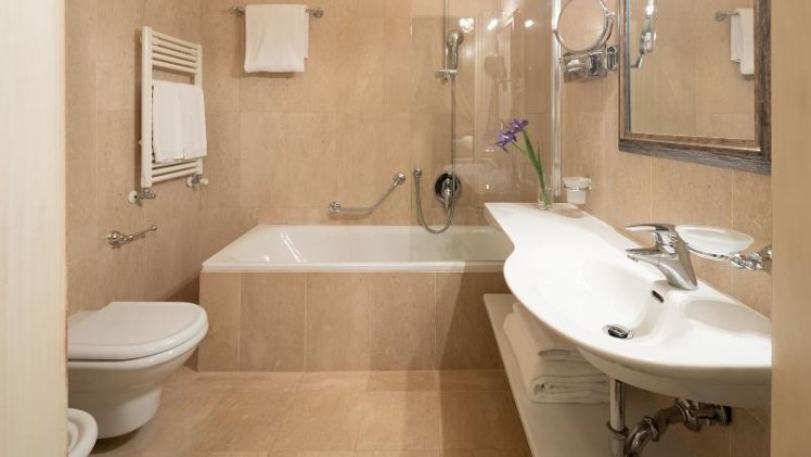 SUITE DELUXE Room