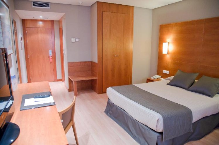 SINGLE STANDARD Room