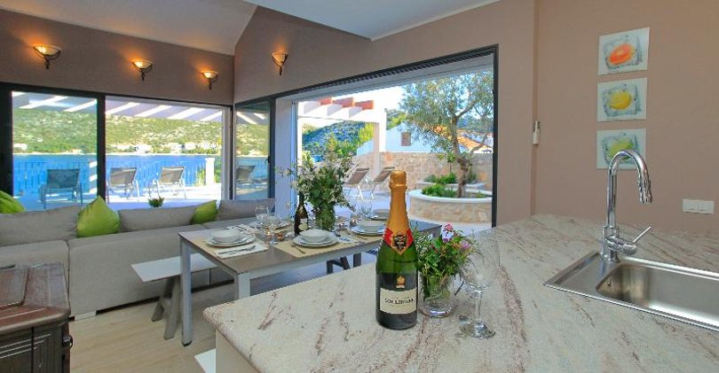VILLA FIVE BEDROOMS WITH PRIVATE POOL Room