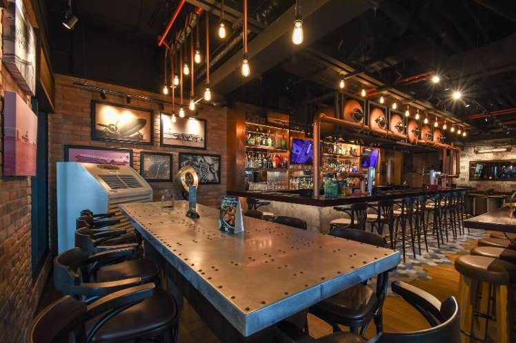 Bar