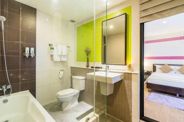 Double or Twin DELUXE Room