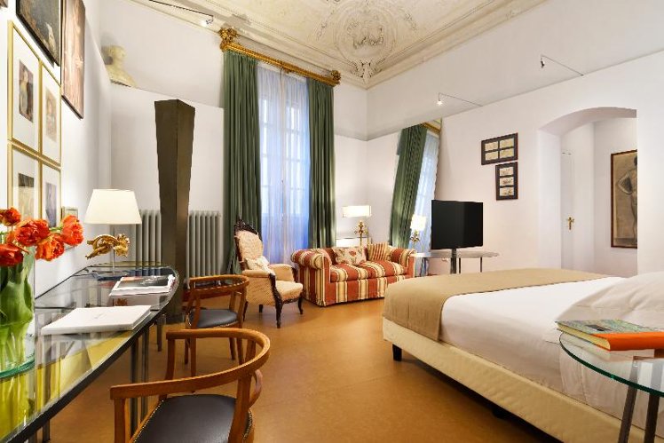 SUITE SUPERIOR Room