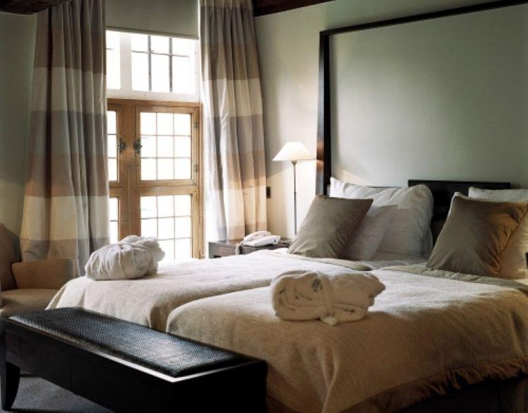 TWIN SUPERIOR Room