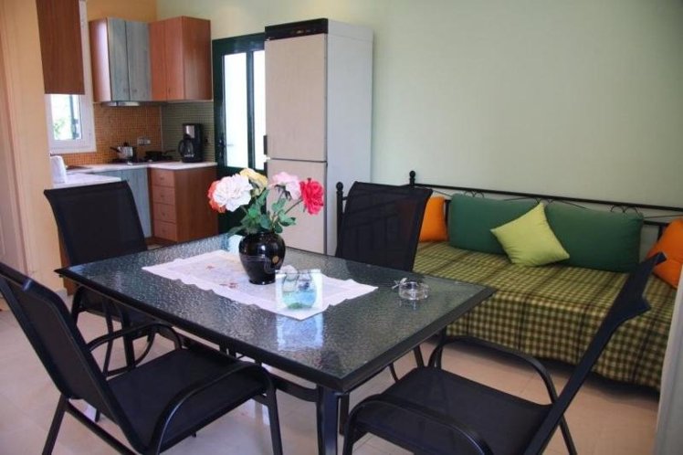 HOME GARDEN VIEW Room