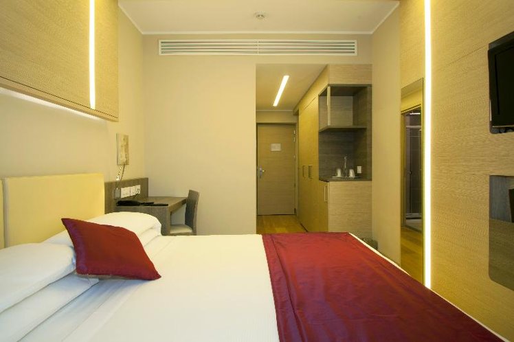 DOUBLE STANDARD Room