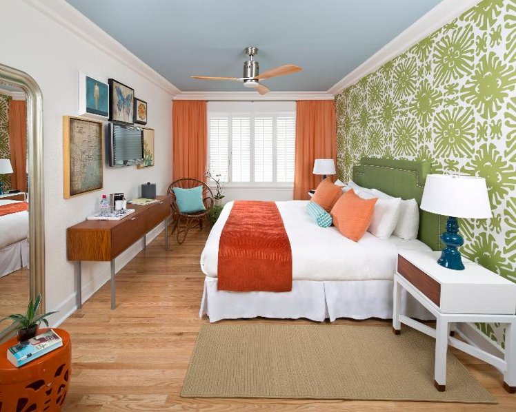 DOUBLE GUEST ROOM KING BED Room