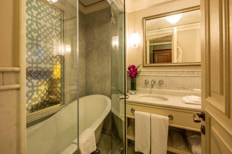 TWIN DELUXE CITY VIEW Room