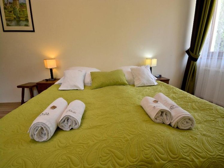 DOUBLE STANDARD Room