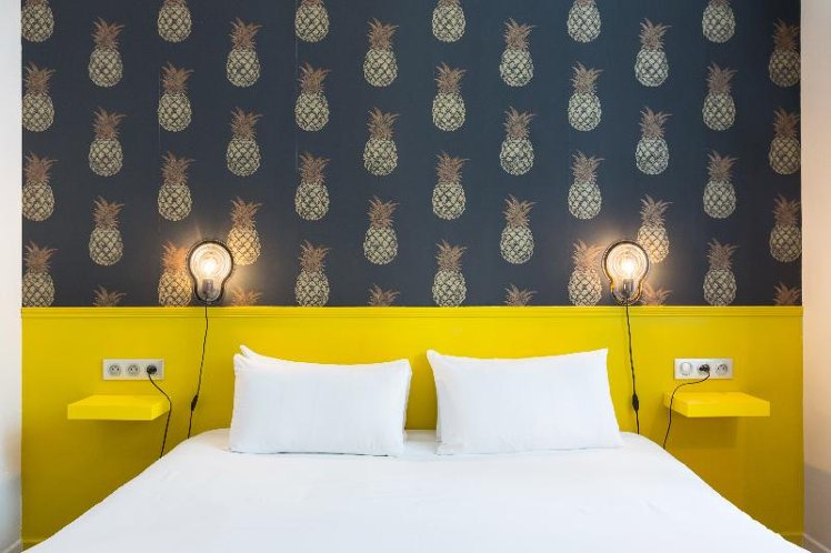 DOUBLE STANDARD Room