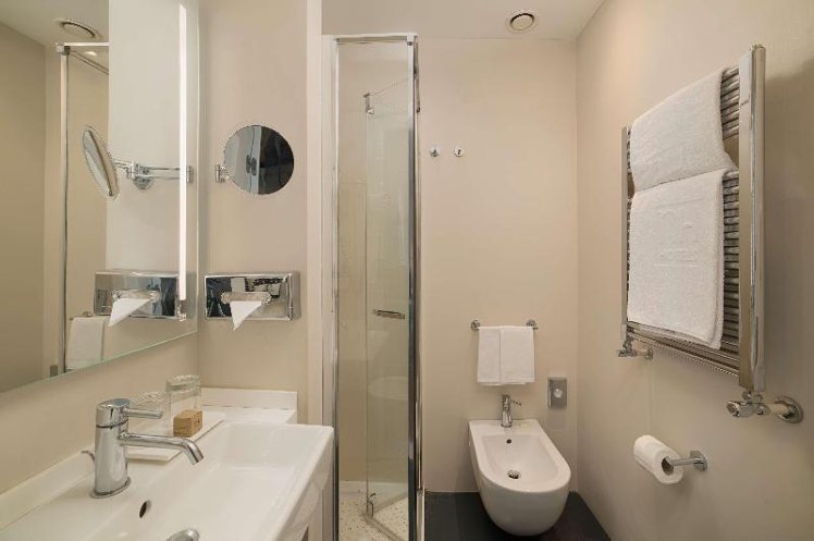 DOUBLE SUPERIOR Room