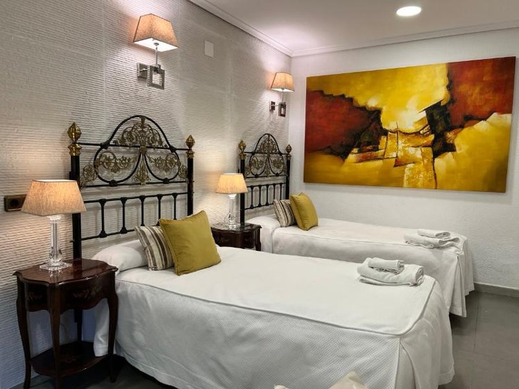 STUDIO TWO BEDS Room