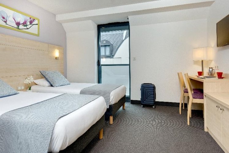 TRIPLE STANDARD Room