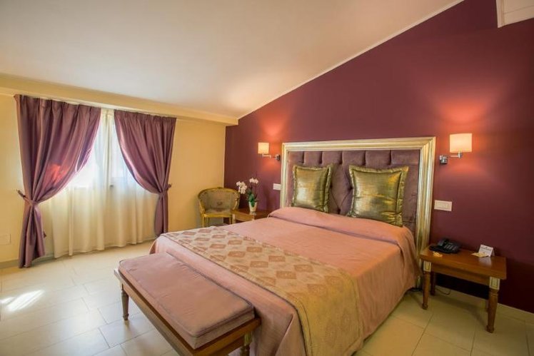 Double or Twin SUPERIOR Room