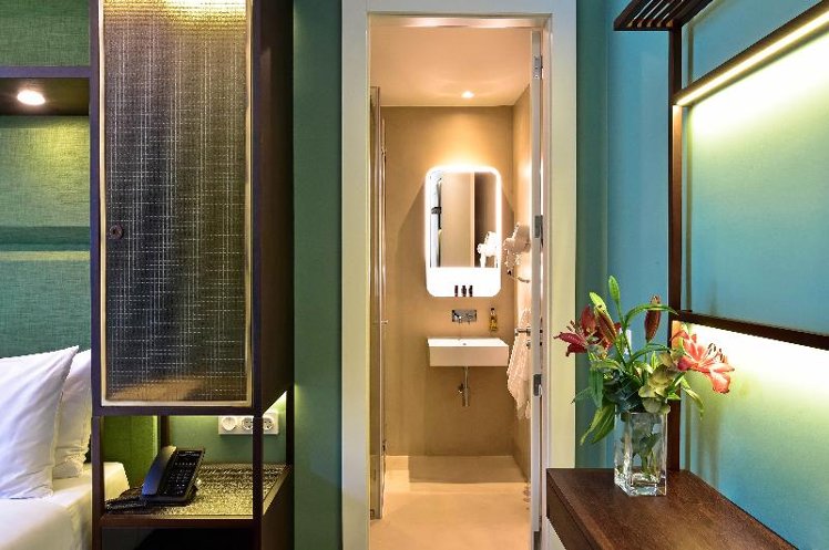 DOUBLE CITY VIEW Room