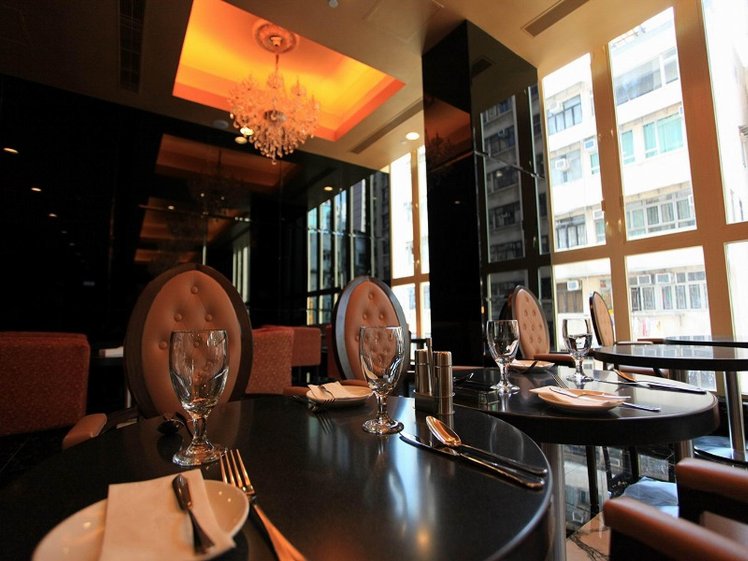 Grand City Hotel