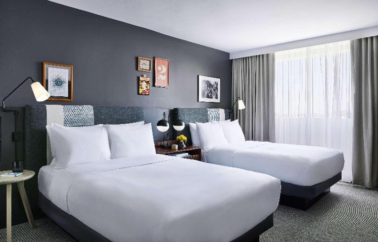 SUITE TWO DOUBLE BEDS Room