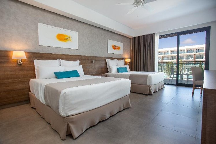 DOUBLE GARDEN VIEW Room