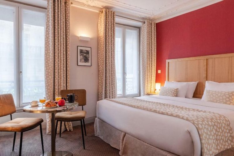 DOUBLE SUPERIOR Room