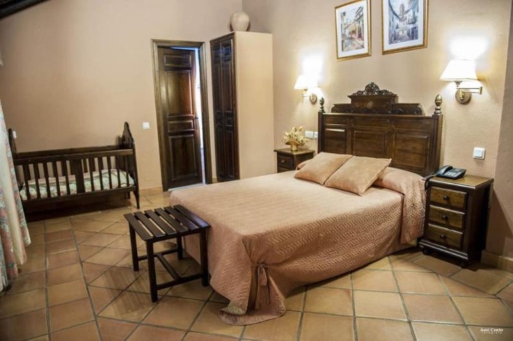 DOUBLE STANDARD Room