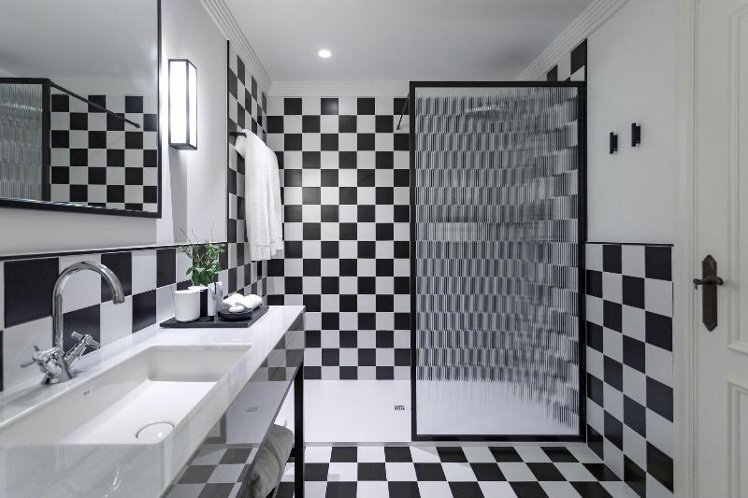 DOUBLE TWO BEDS Room