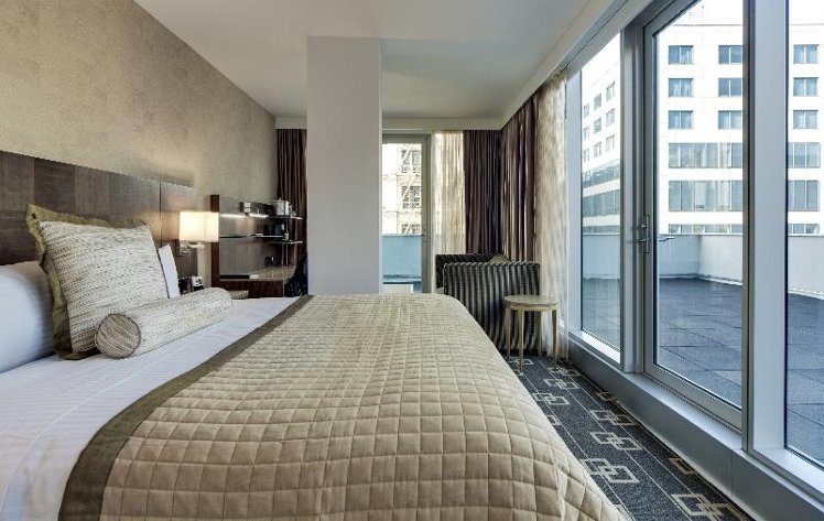 DOUBLE SUPERIOR Room