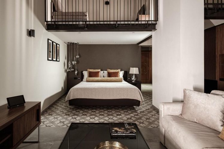 SUITE DELUXE QUEEN BED Room
