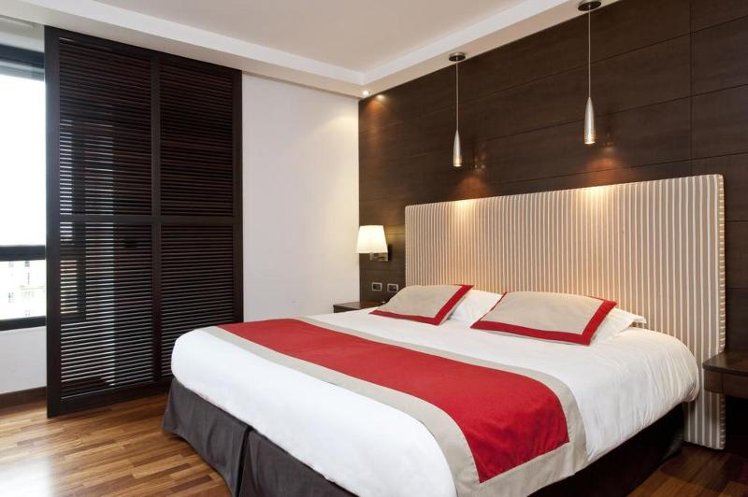 DOUBLE STANDARD Room