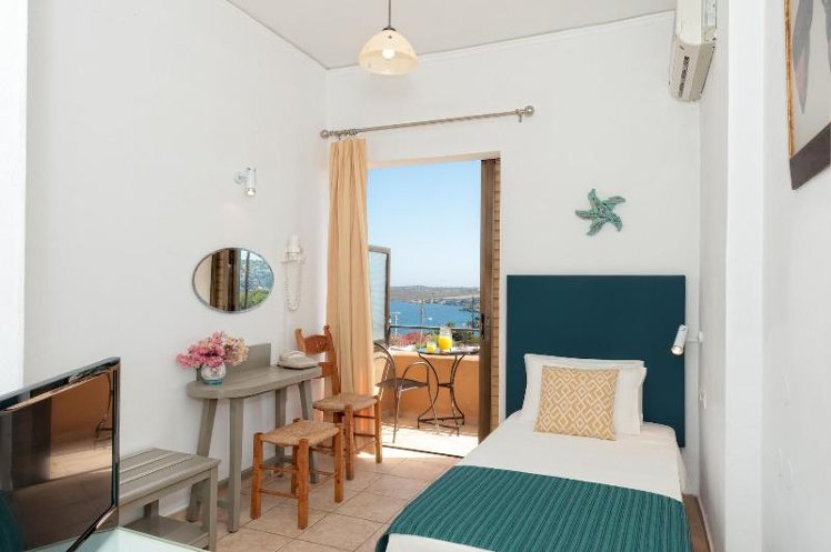 SINGLE STANDARD Room
