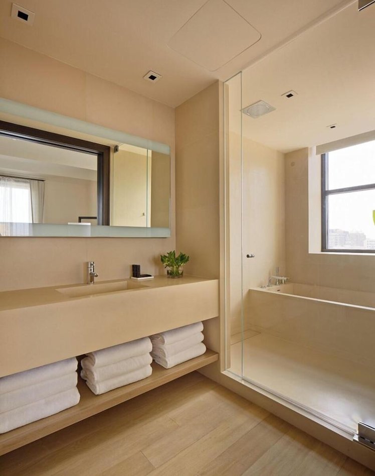 SUITE CITY VIEW KING BED Room