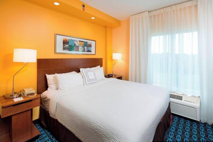 DOUBLE KING SIZE BED Room