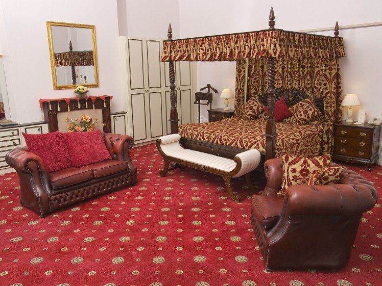 The Mansion Lions Hotel