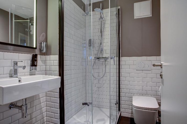 SINGLE STANDARD Room