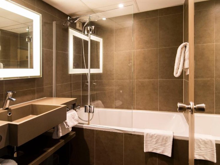SINGLE STANDARD Room