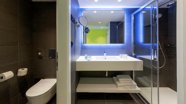 DOUBLE SUPERIOR Room