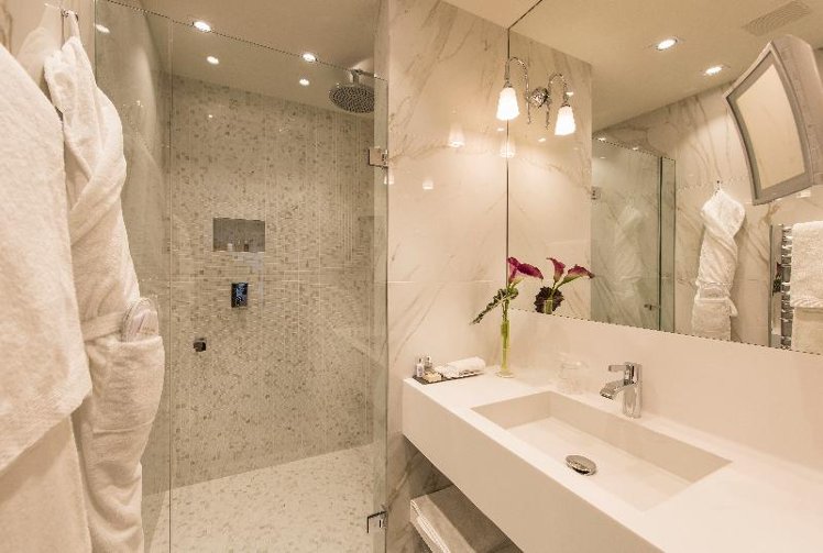 DOUBLE CLASSIC Room