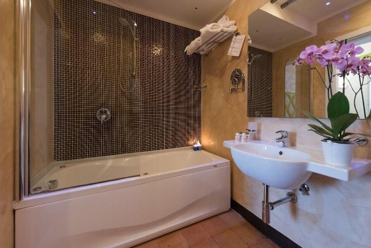 DOUBLE CLASSIC Room