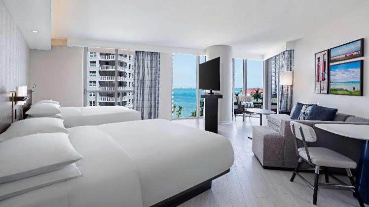 JUNIOR SUITE TWO QUEEN BEDS Room