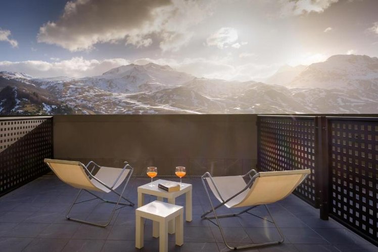 Double or Twin MOUNTAIN VIEW Room