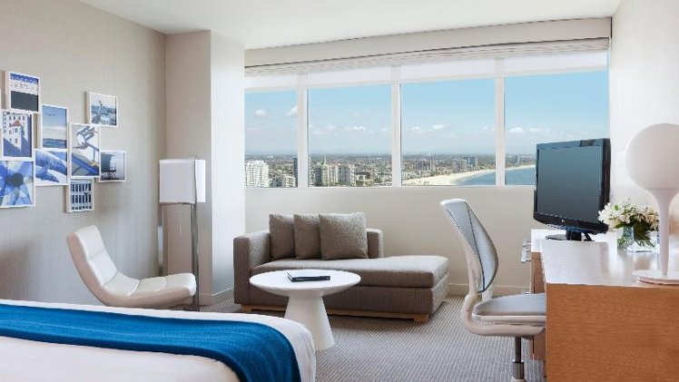DOUBLE KING SIZE BED Room