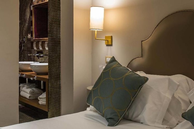 SUITE LUXURY Room