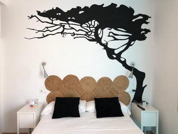 DOUBLE ECONOMY Room
